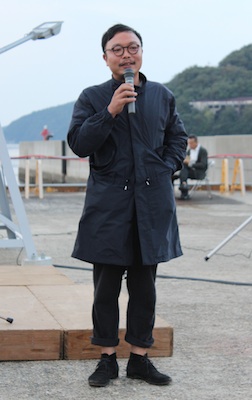 close4.jpg